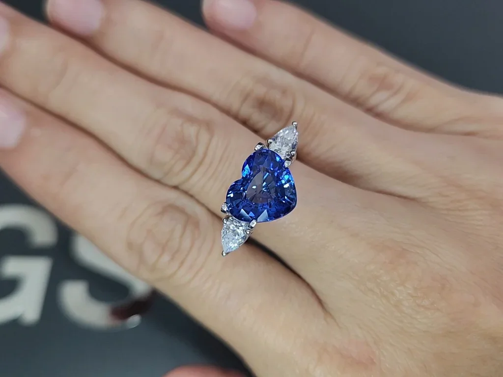 Saphir bleu taille cœur 4,84 ct, Sri Lanka Image №5