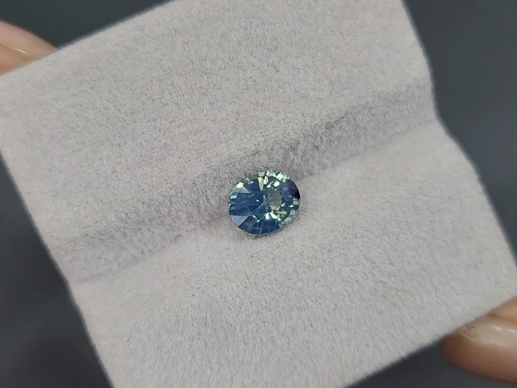 Unheated sapphire Teal oval cut 1.52 carats, Sri Lanka Image №4