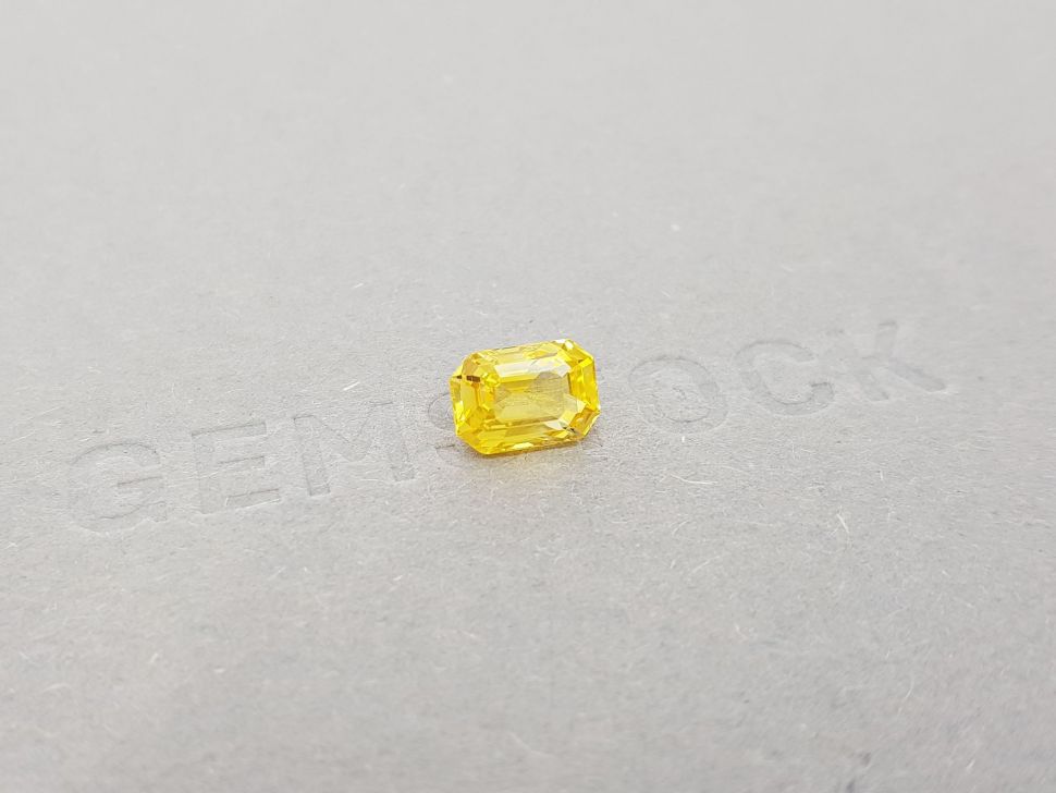 Octagon yellow sapphire 2.22 ct, Sri Lanka Image №2