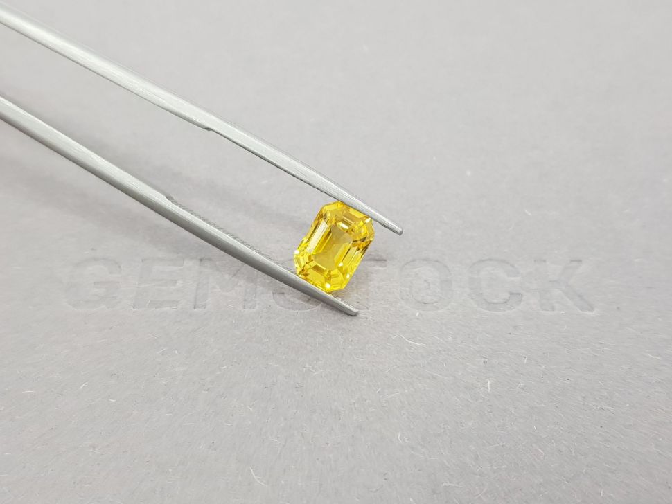 Octagon yellow sapphire 2.22 ct, Sri Lanka Image №4