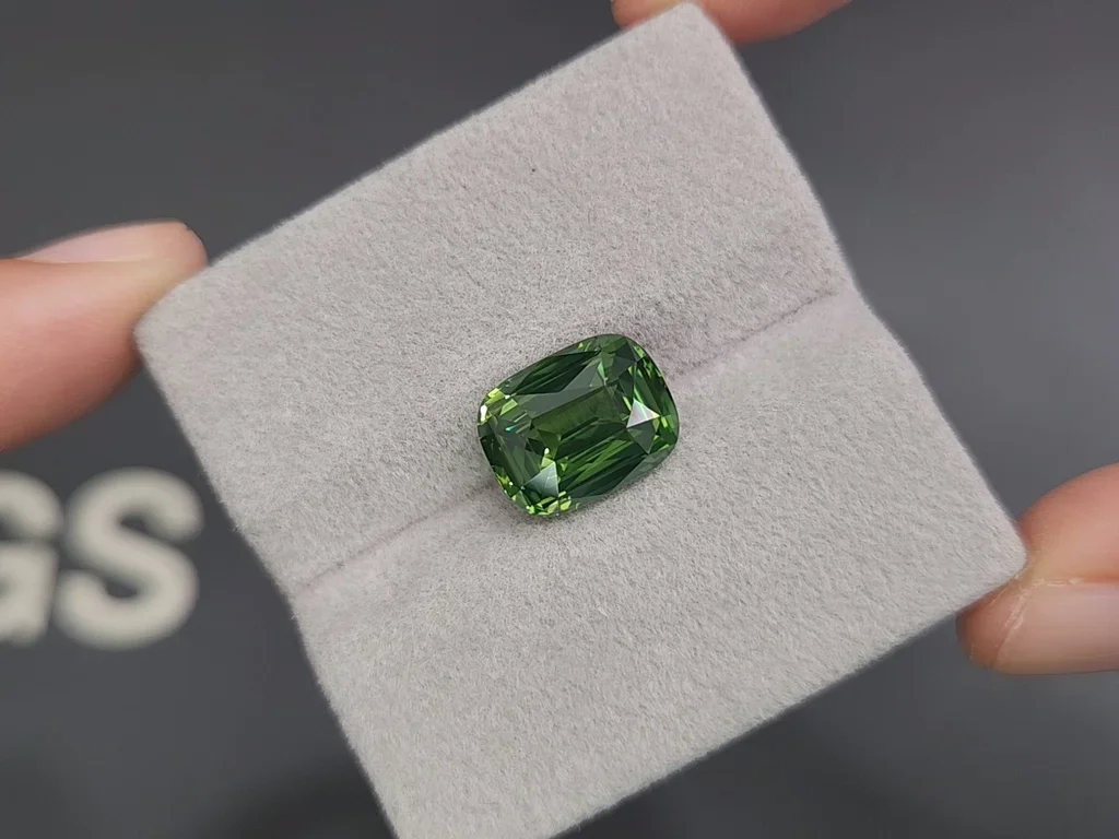 Green cushion cut natural zircon 7.59 carats, Sri Lanka Image №4