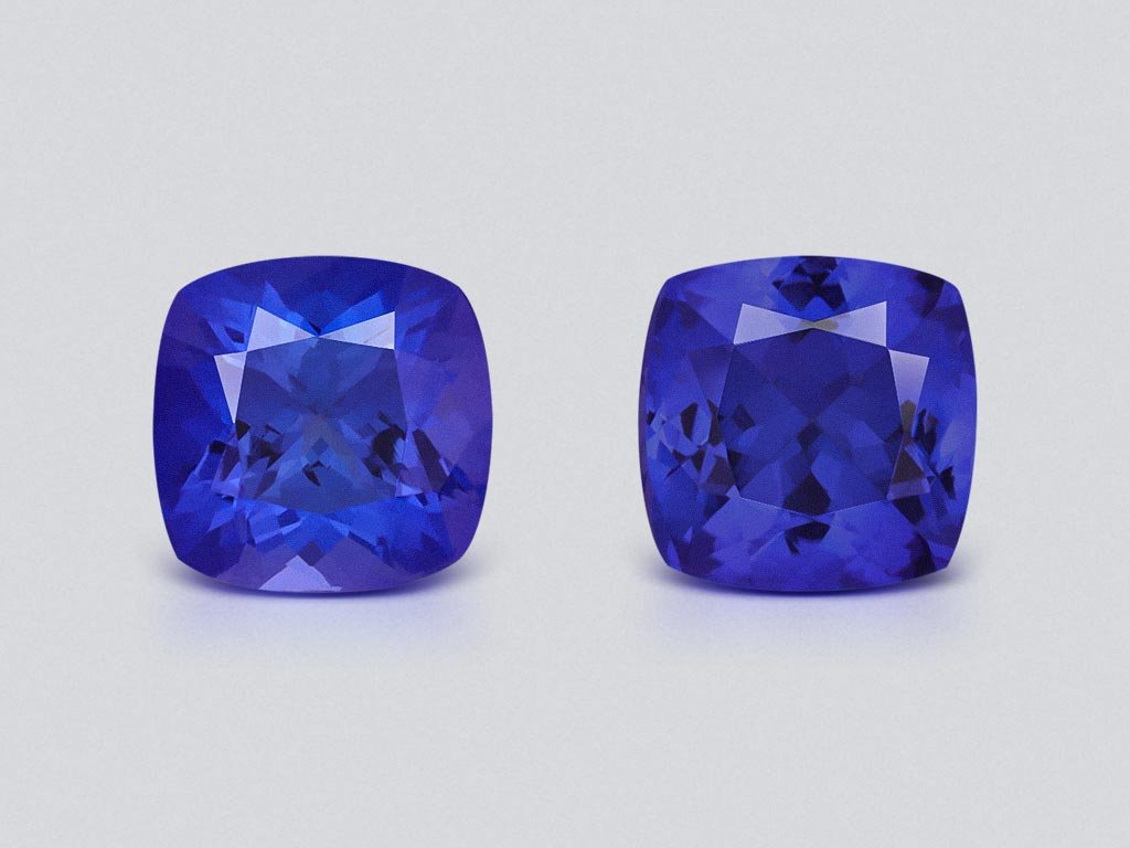 Pair of tanzanites in cushion cut 4.65 carats, Tanzania  Image №1