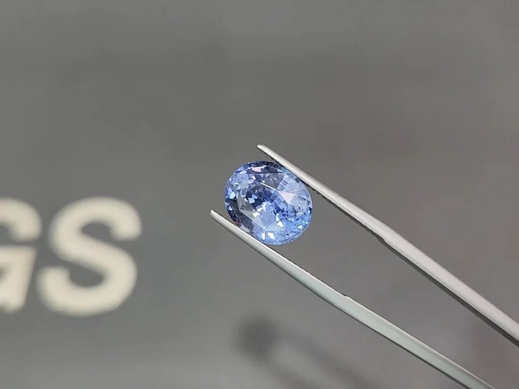 Zafiro azul sin calentar de talla ovalada de 7,55 quilates, Sri Lanka Image №3