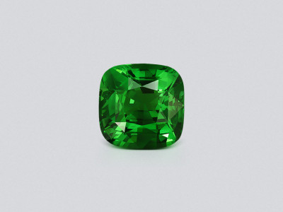 Granate tsavorita de talla cojín verde intenso de 3,00 carats, de Tanzania  photo