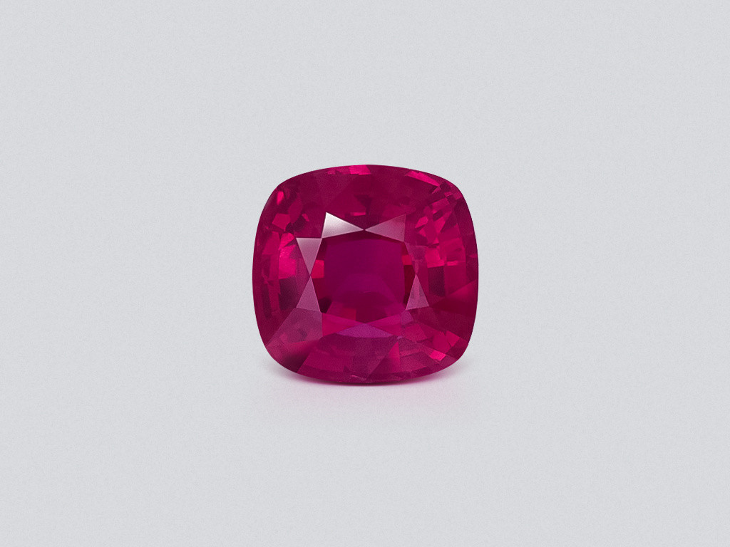Unheated ruby in cushion cut 5.08 carats, Mozambique (GRS, Bellerophon) Image №1