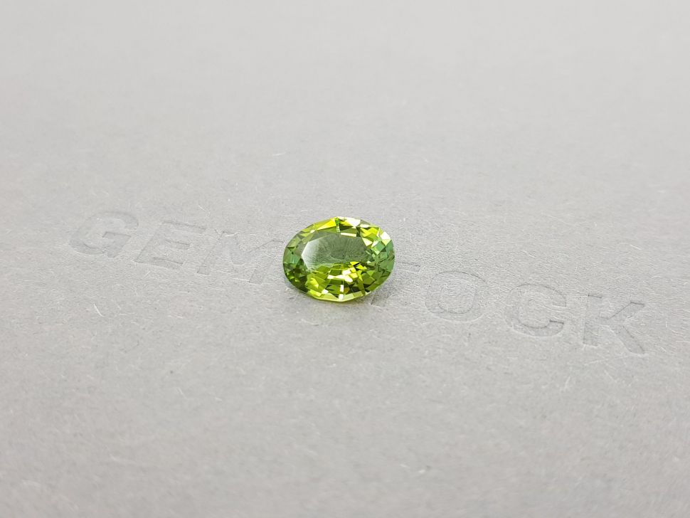 Yellow-green oval cut tourmaline 1.81 ct Image №3