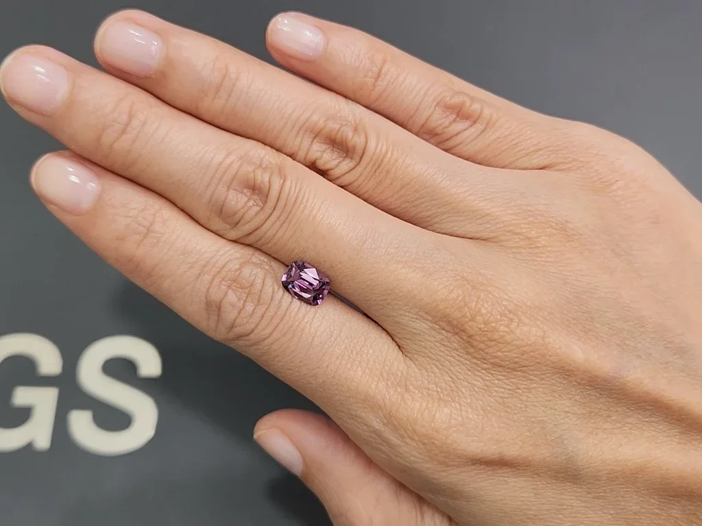 Lilac cushion-cut spinel 1.44 carats, Sri Lanka Image №2