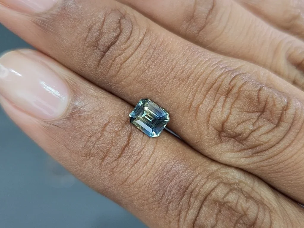 Saphir octogonal bleu sarcelle non chauffé 1,10 carats, Sri Lanka Image №2