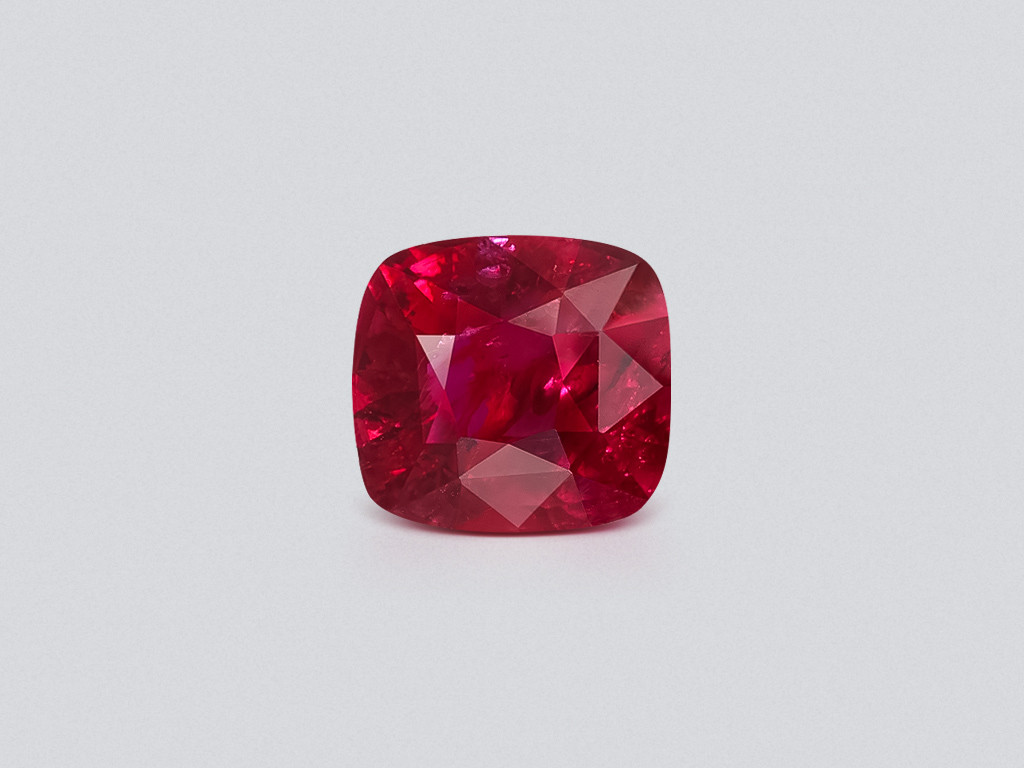 Unheated ruby Pigeon blood cushion cut 1.05 carats, Mozambique Image №1
