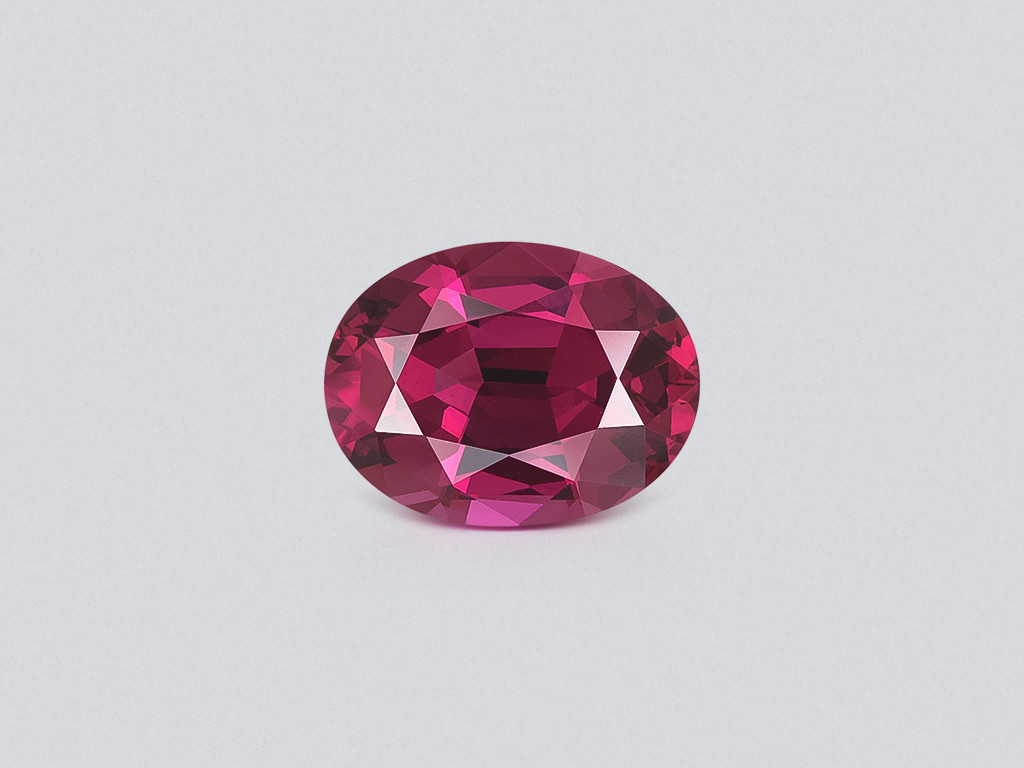 Violetter granat rhodolite oval geschliffener 4,73 karat, Tansania Image №1