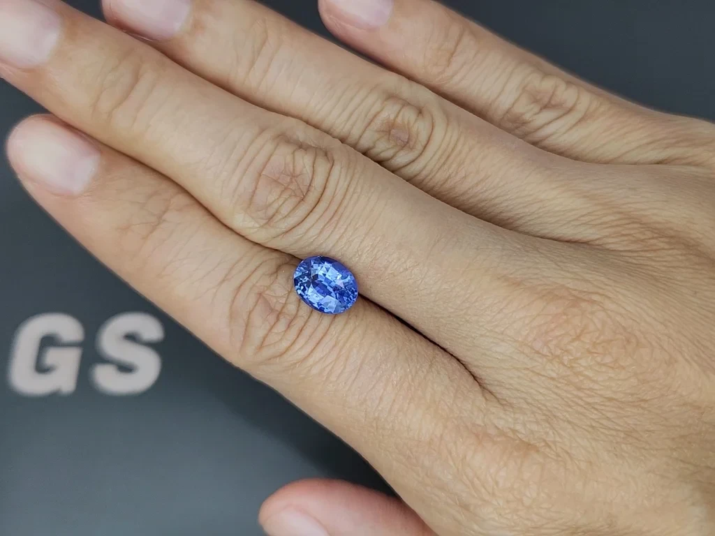 Saphir bleu ovale non chauffé de 2,55 carats, Sri Lanka Image №2
