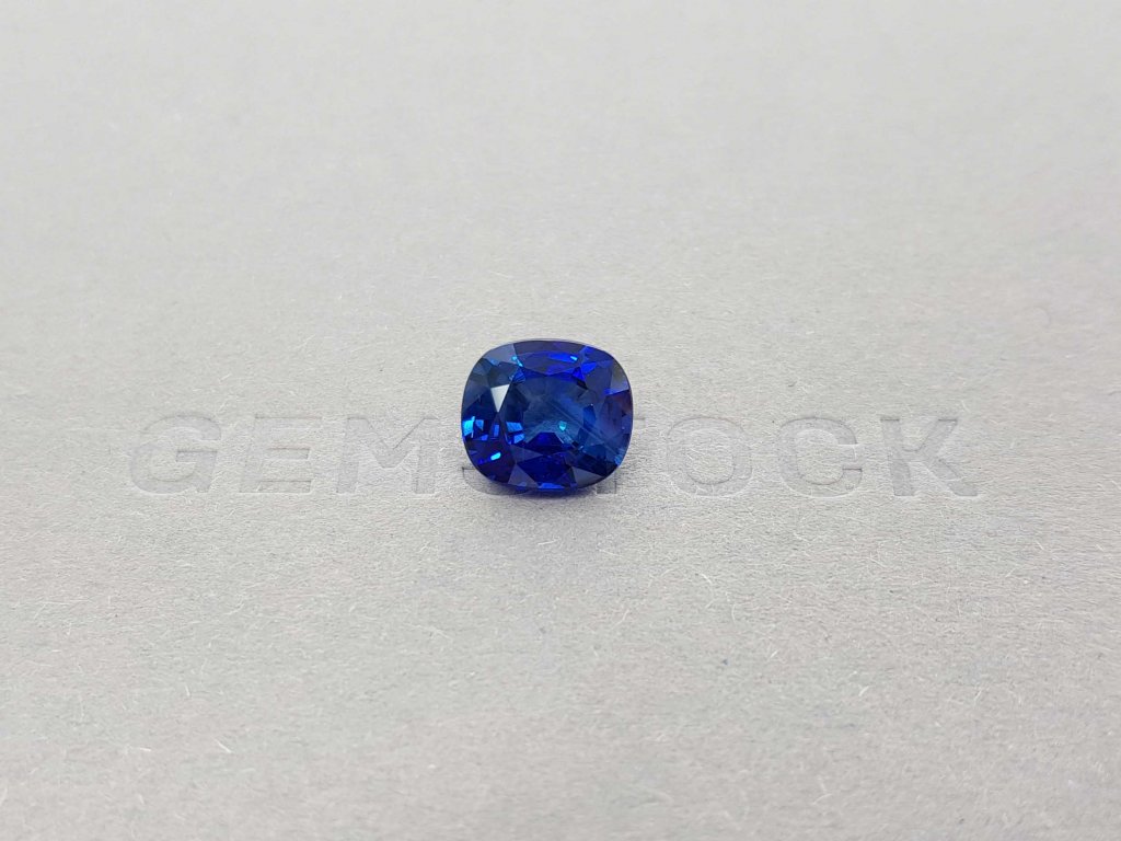 Cushion cut intense blue sapphire 4.40 ct, Sri Lanka, ICA Image №1
