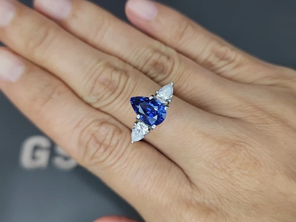Saphir bleu taille poire de 3,09 carats, Sri Lanka Image №5