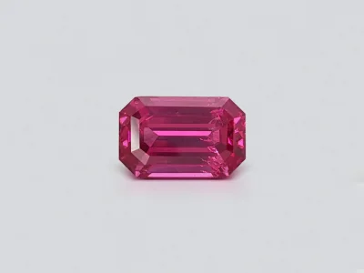 Spinelle rose vif 6,15 ct, Tanzanie photo