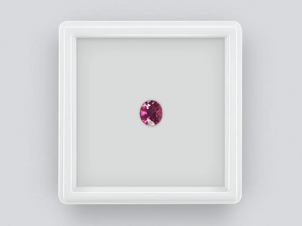 Grenat rhodolite taille ovale brillant 1,05 ct, Tanzanie Image №1