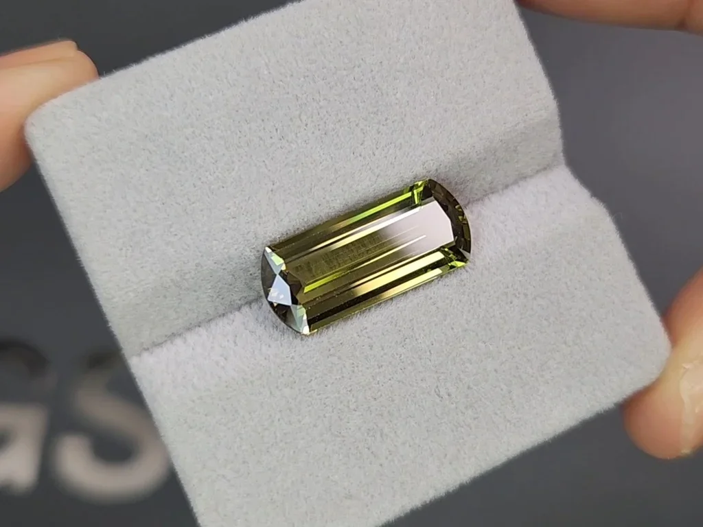 Cushion cut chrysoberyl 6.34 carats, Sri Lanka Image №4