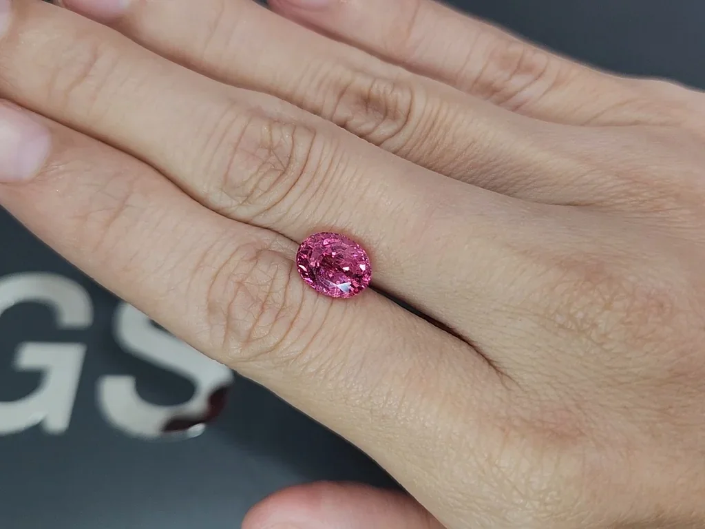 Pink spinel Mahenge oval cut 3.04 carats, Tanzania  Image №2