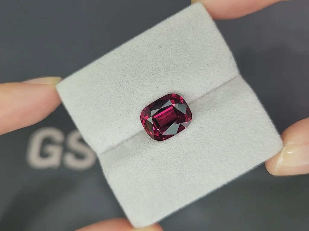 Violetter granat rhodolite kissenförmiger 5,69 karat, Tansania Image №4
