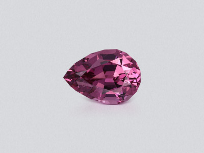 Grenat rhodolite taille en poire 3,93 carats, Madagascar photo