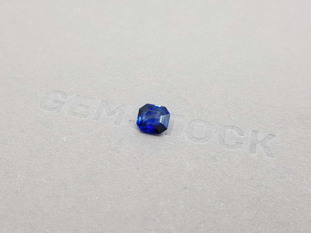 Blue sapphire from Sri Lanka 1.25 ct Image №3
