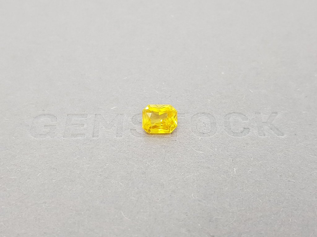 Radiant cut yellow sapphire 1.54 ct, Sri Lanka Image №1