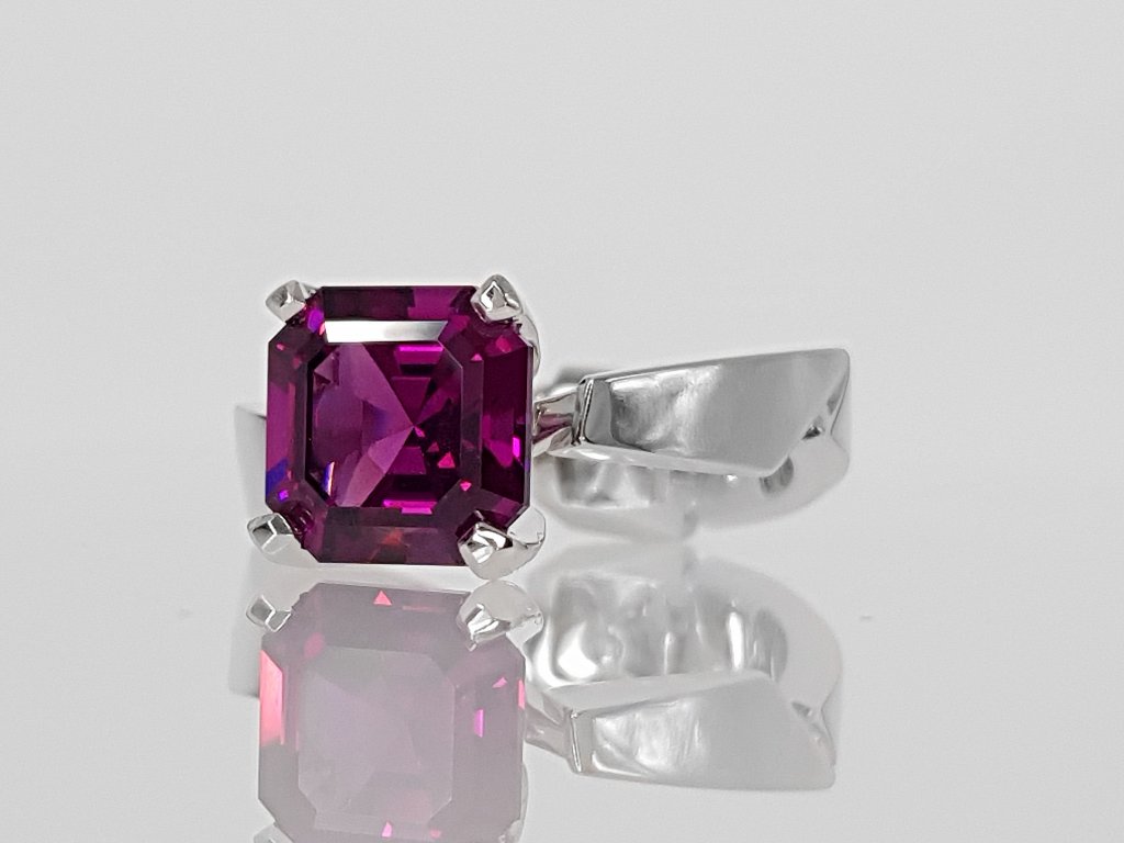 Ring with rare Malawi rhodolite 3.46 ct  in 18K white gold Image №3