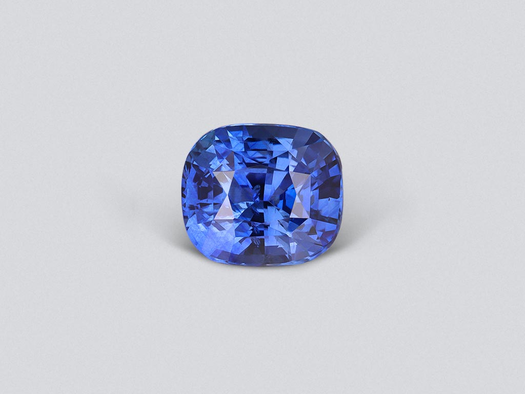 Bright cushion cut Royal Blue sapphire 4.02 carats, Sri Lanka Image №1