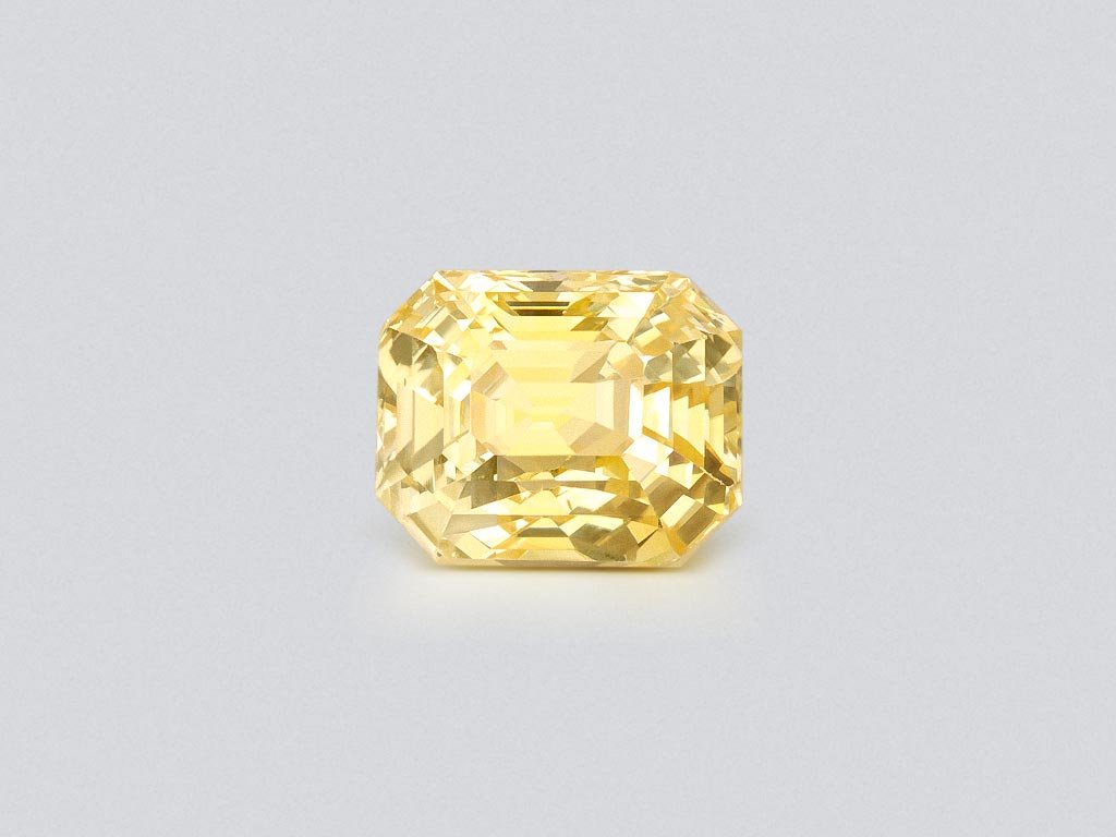 Unbeheizter Goldsaphir im Achteckschliff, 4,00 Karat, Sri Lanka Image №1