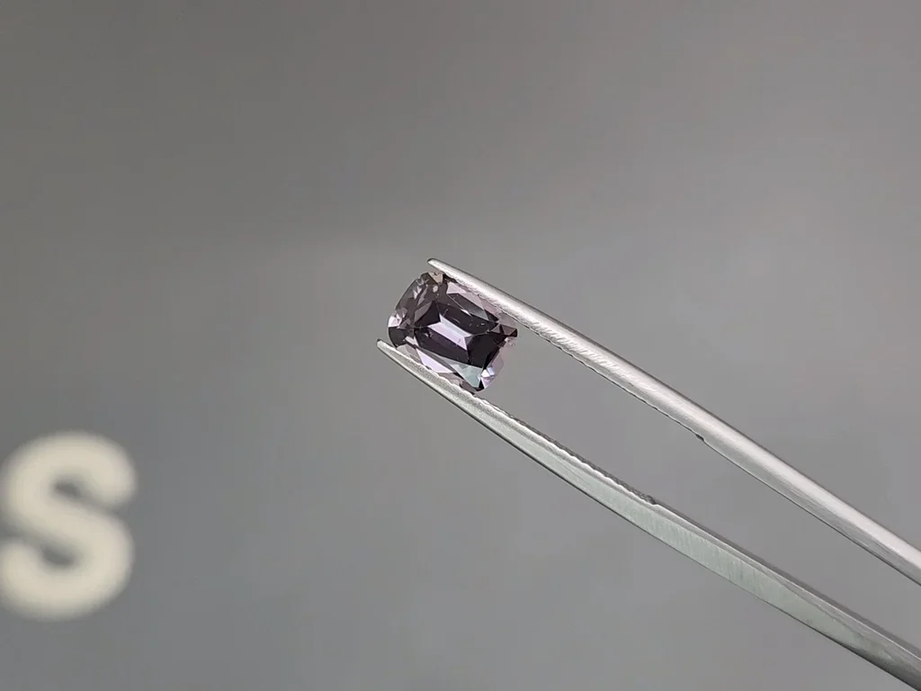 Gray-violet cushion-cut spinel 1.50 carats, Burma Image №3