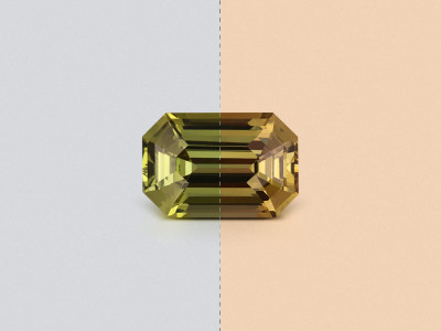 Alexandrite color change octagon cut 2.90 carats, Sri Lanka photo