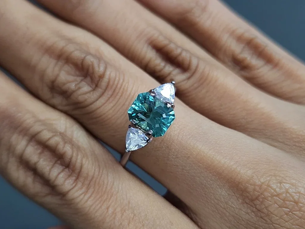 Tourmaline lagon taille octogonale 1,92 carat, Afghanistan Image №5