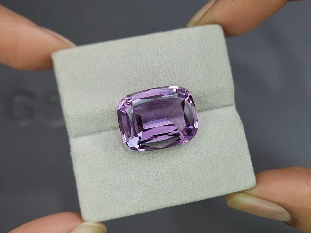 Amethyst precision cushion cut 12.48 carats, Brazil Image №4