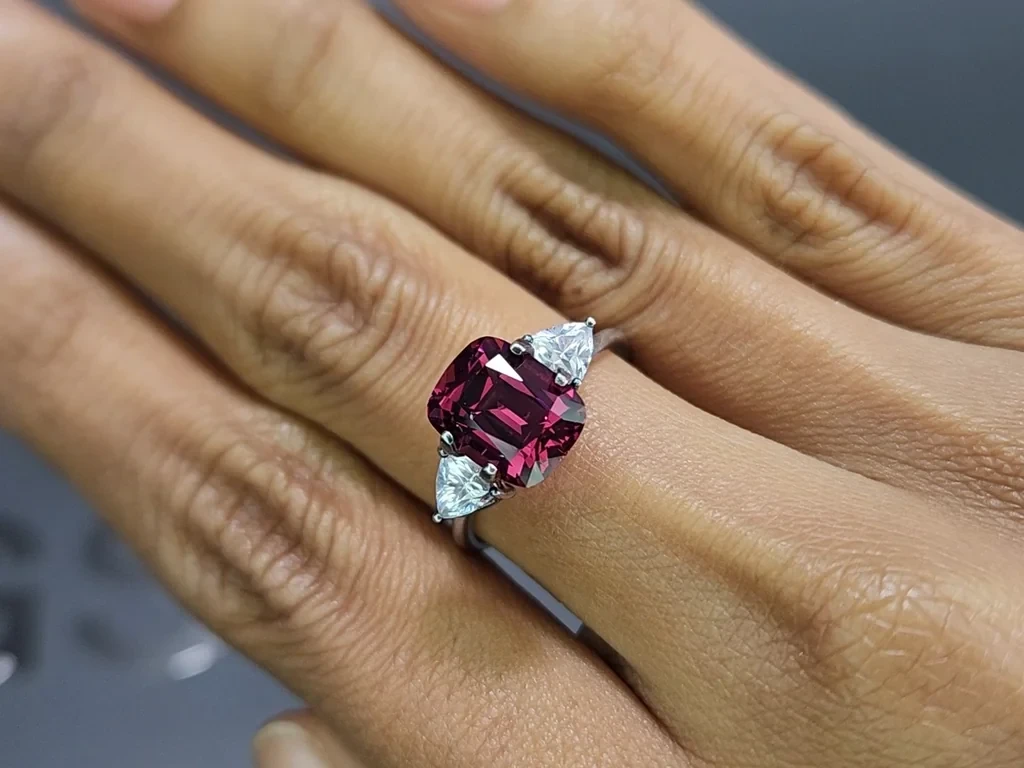 Grenat rhodolite, taille coussin 4,10 carats, Madagascar Image №5