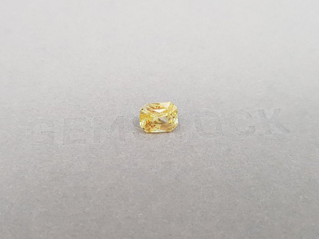 Unheated radiant-cut yellow sapphire 2.06 ct, Sri Lanka Image №2