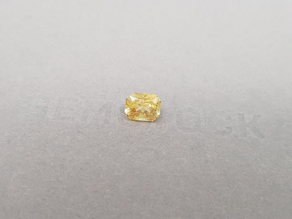Unheated radiant-cut yellow sapphire 2.06 ct, Sri Lanka Image №3
