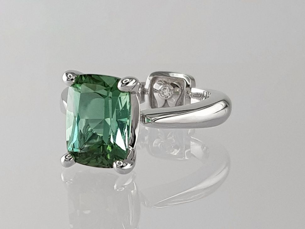 Mint tourmaline ring in 18K white gold Image №3
