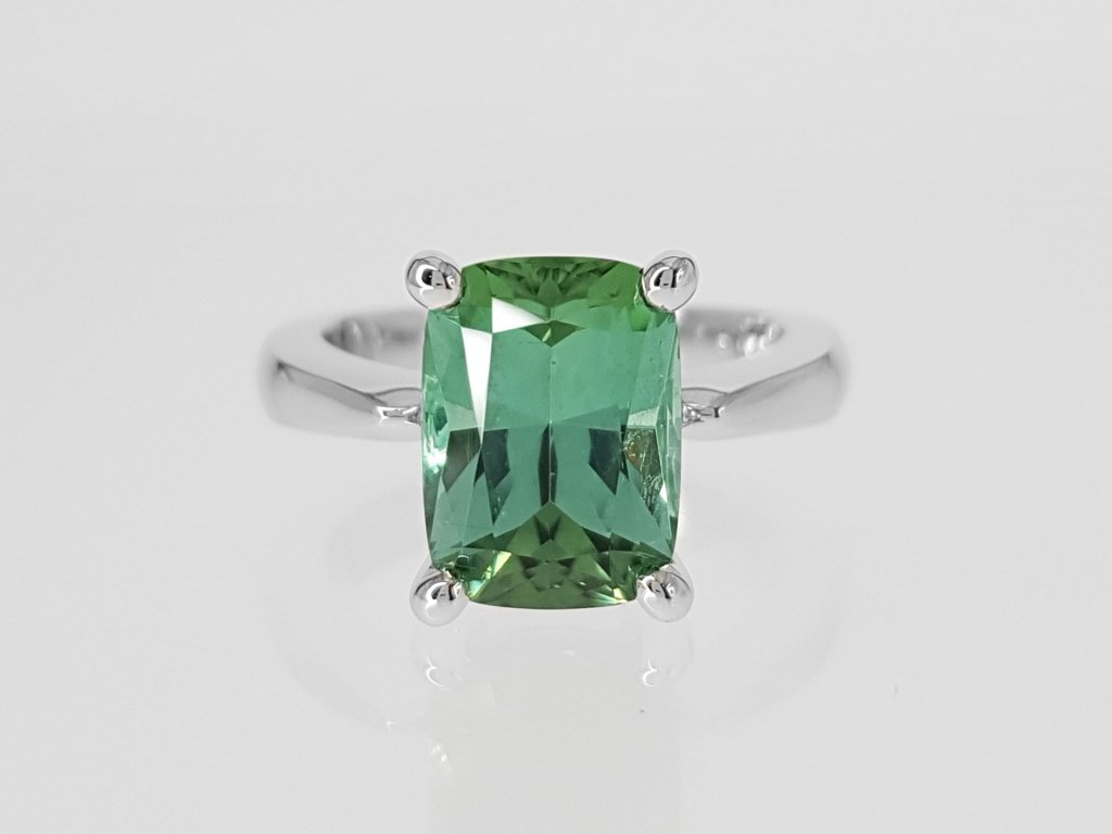 Mint tourmaline ring in 18K white gold Image №1