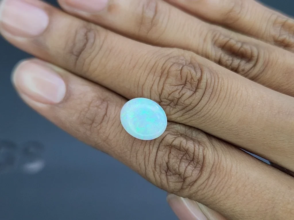 Opale ovale de 2,09 carats, Australie Image №2