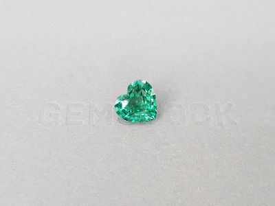 Green intense tourmaline in heart shape 4.29 carats photo