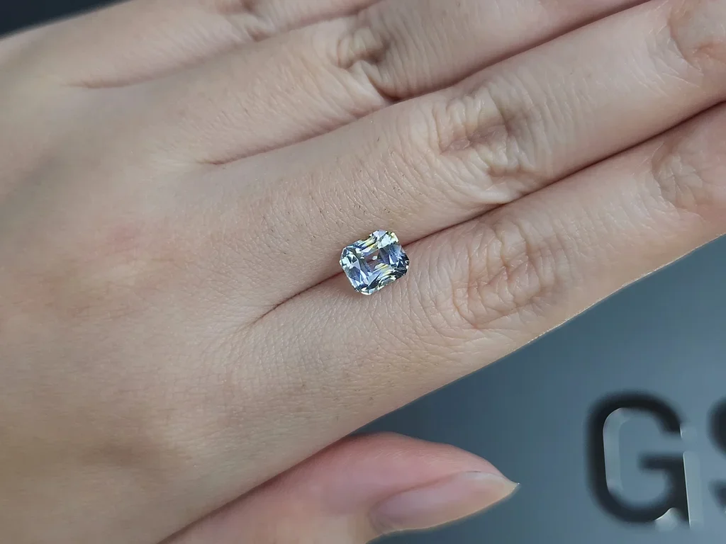 Zafiro bicolor sin calentar de talla radiante de 2,13 quilates, Sri Lanka Image №2