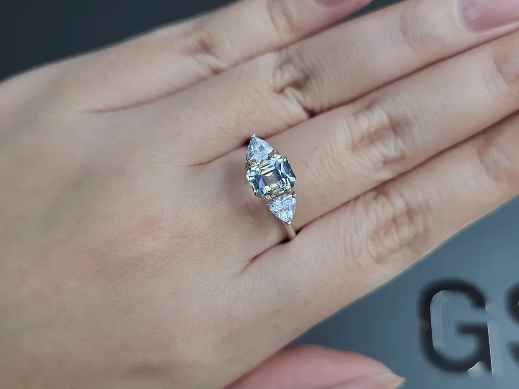 Zafiro bicolor sin calentar de talla radiante de 2,13 quilates, Sri Lanka Image №4