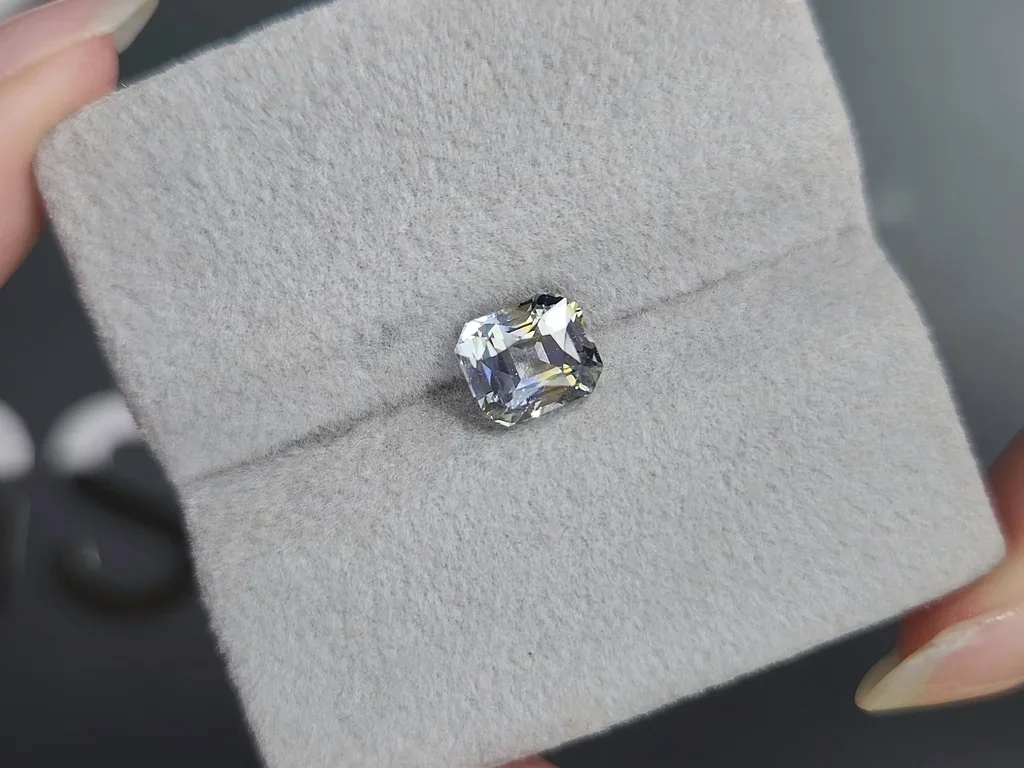 Zafiro bicolor sin calentar de talla radiante de 2,13 quilates, Sri Lanka Image №5