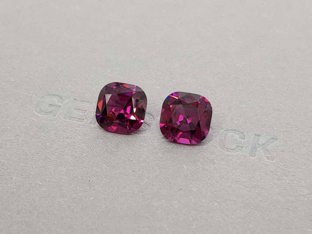 Paire de rares grenats de rhodolite taille coussin du Malawi 9,99 ct Image №3