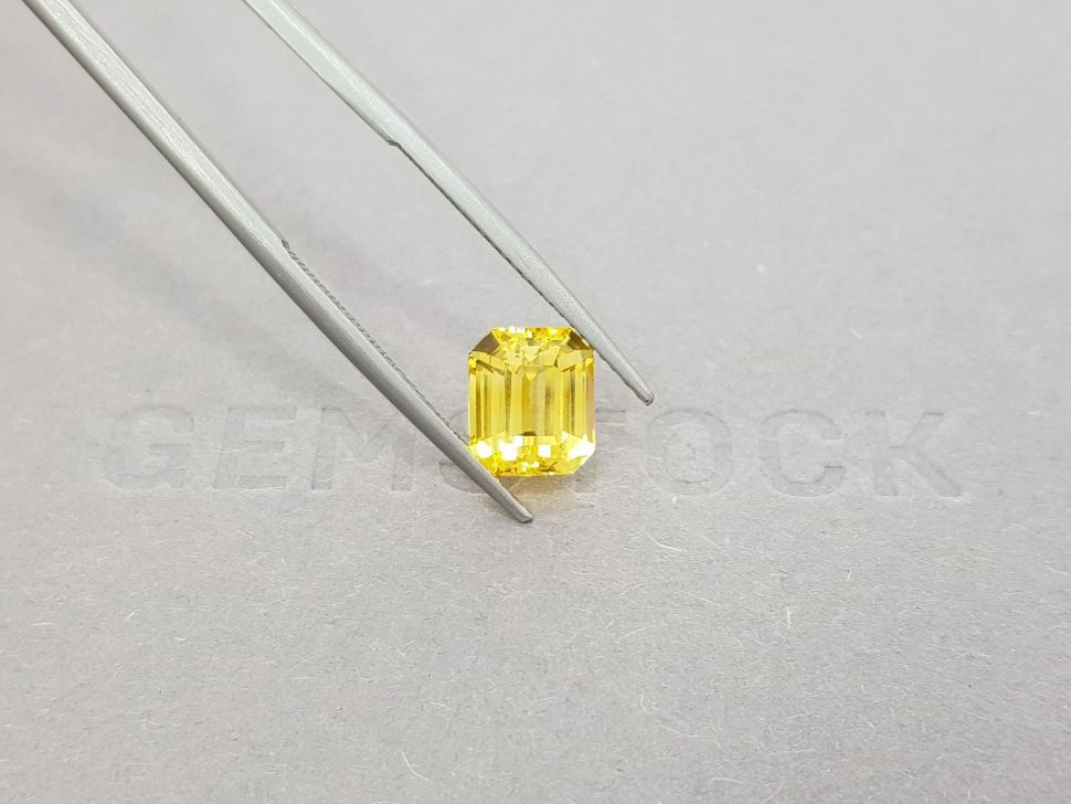 Octagon yellow sapphire 3.53 ct, Sri Lanka Image №4