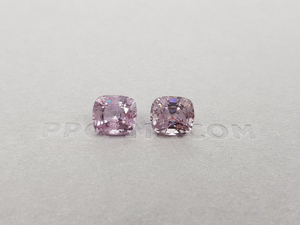 Pair of gray spinels 5.58 ct Burma Image №1
