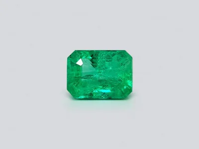 Vivid Green emerald octagon shape 2.06 ct, Zambia, Insignificant photo