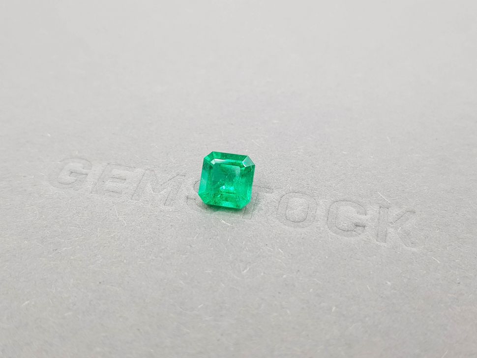 Colombian Vivid Green Emerald asscher shape 1.58 ct Image №3