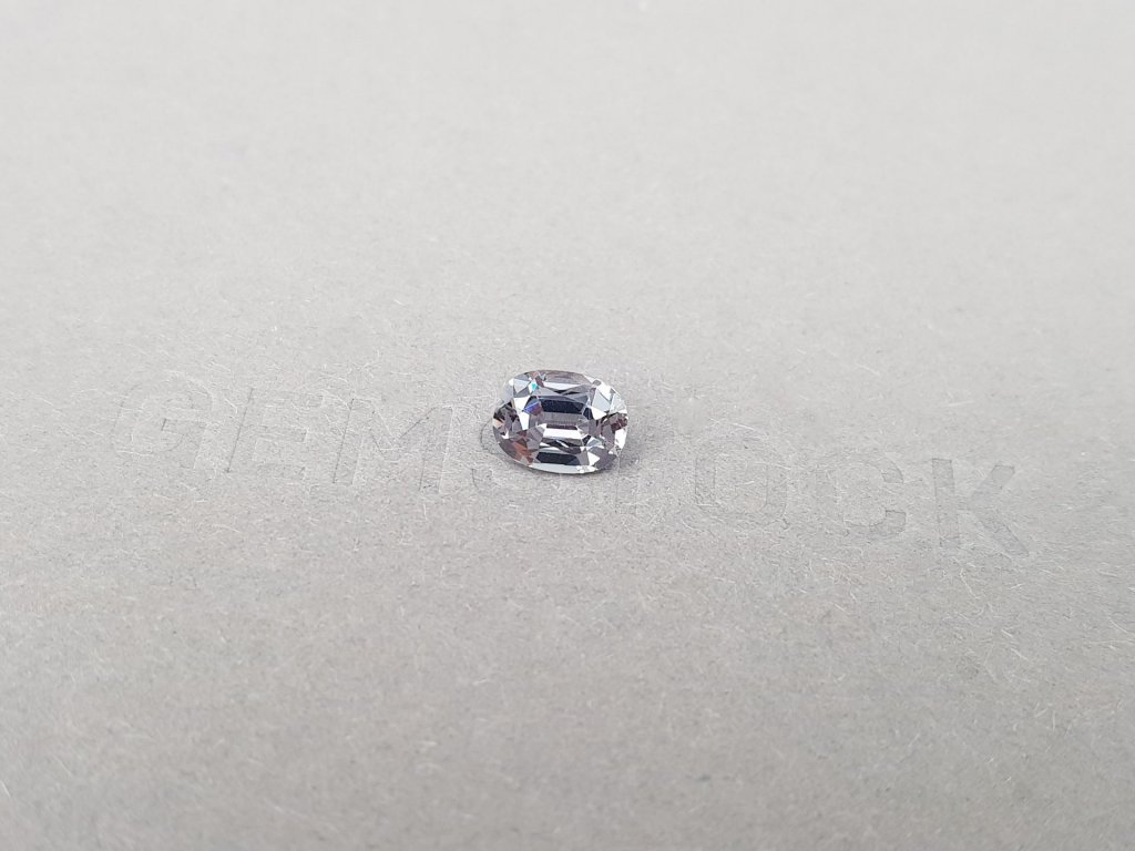 Spinelle en acier taille ovale de Birmanie 1,17 ct Image №3