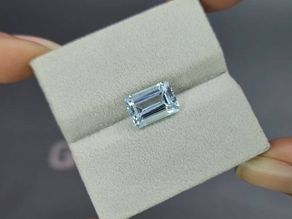 Aquamarine octagon cut 3.27 carats, Madagascar  Image №4