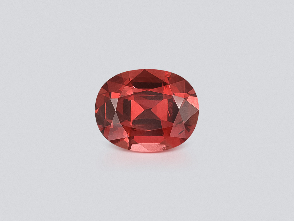 Malaya granat oval geschliffen 2,83 karat, Tansania  Image №1